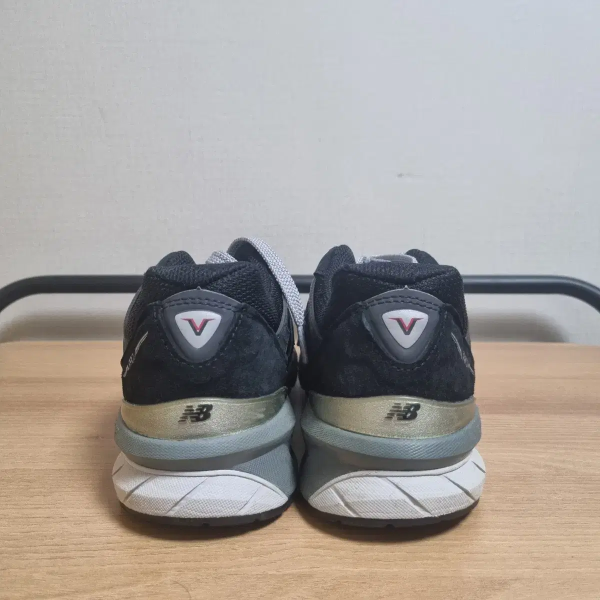 뉴발란스 990v5 made in usa 블랙 275사이즈