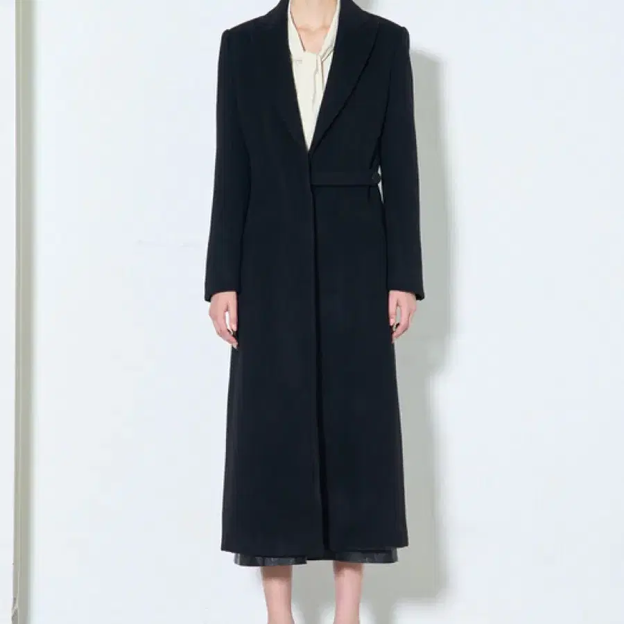 MOMEN 2way tailored long coat 모먼 롱코트