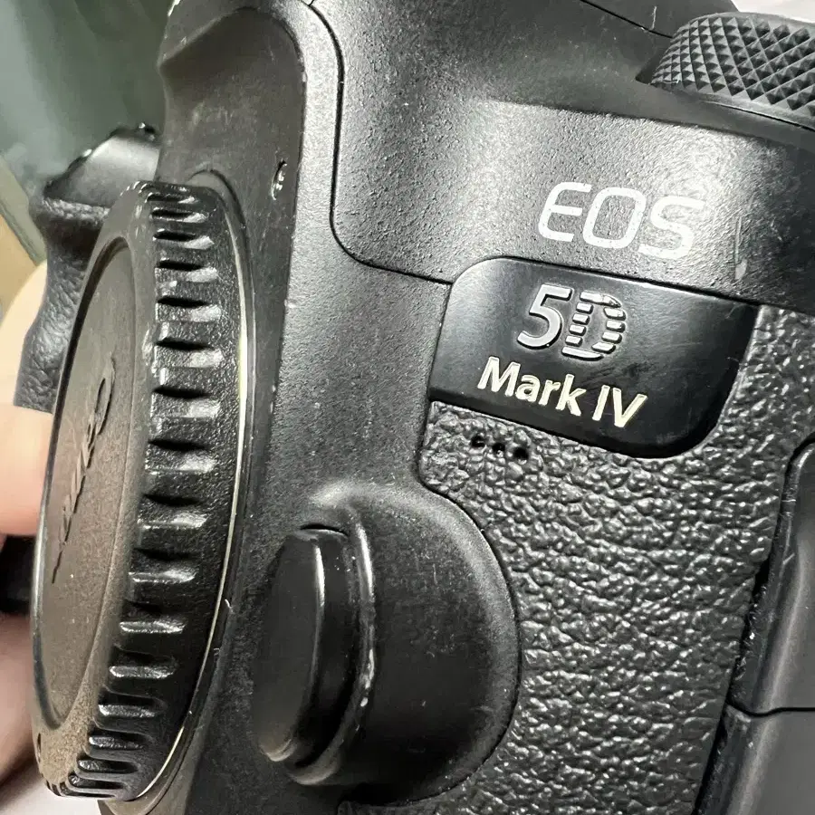 캐논 EOS 5D Mark IV 오막포 바디(풀박+sd카드) + 세로그립