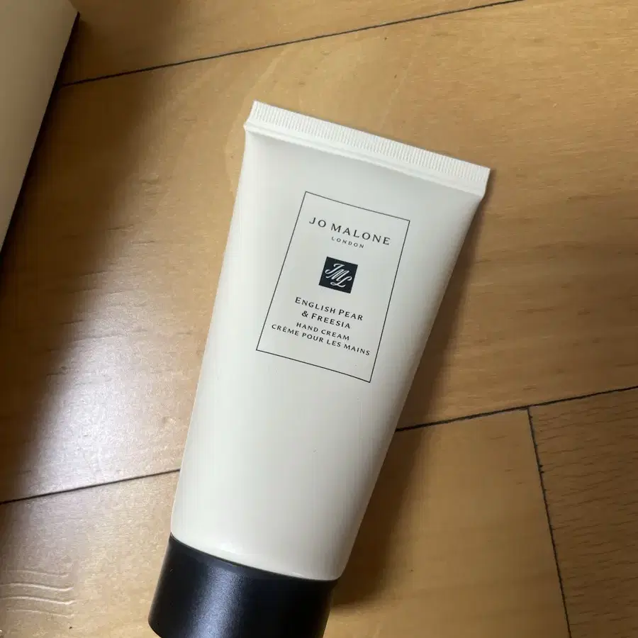 조 말론 잉글리쉬 페어 앤 프리지아 핸드 크림 50ml(새상품)