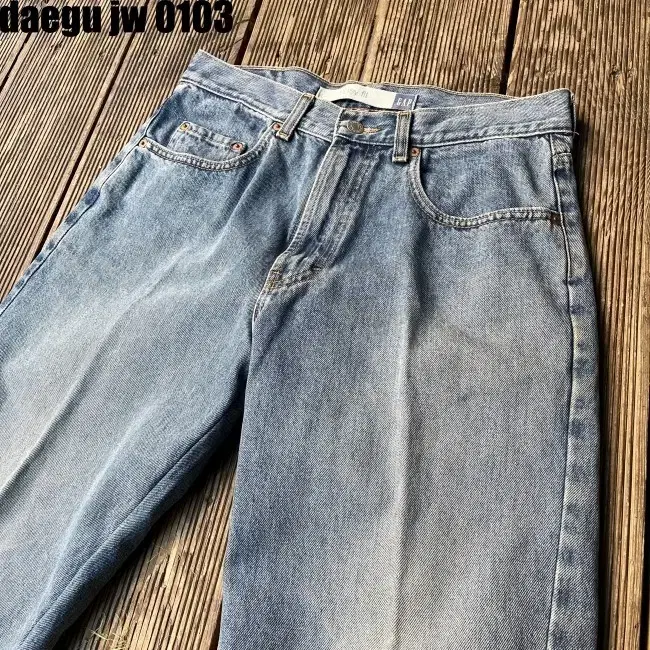 32/34 GAP PANTS 갭 청바지