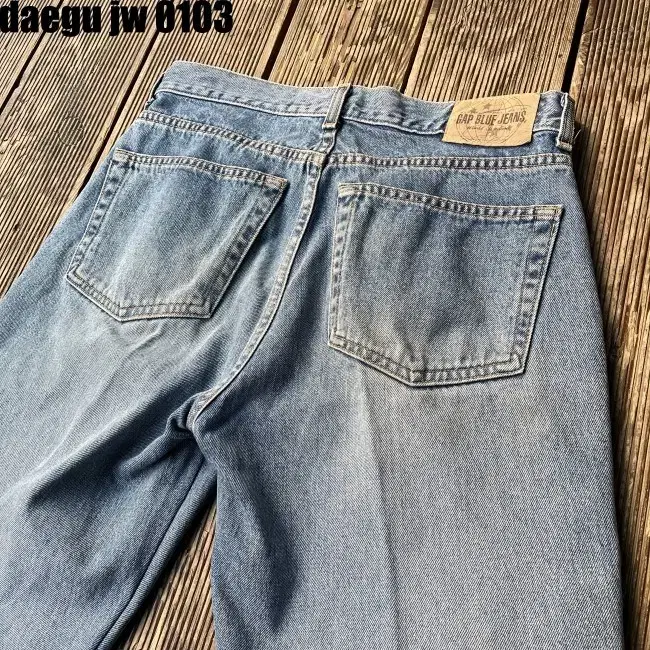 32/34 GAP PANTS 갭 청바지