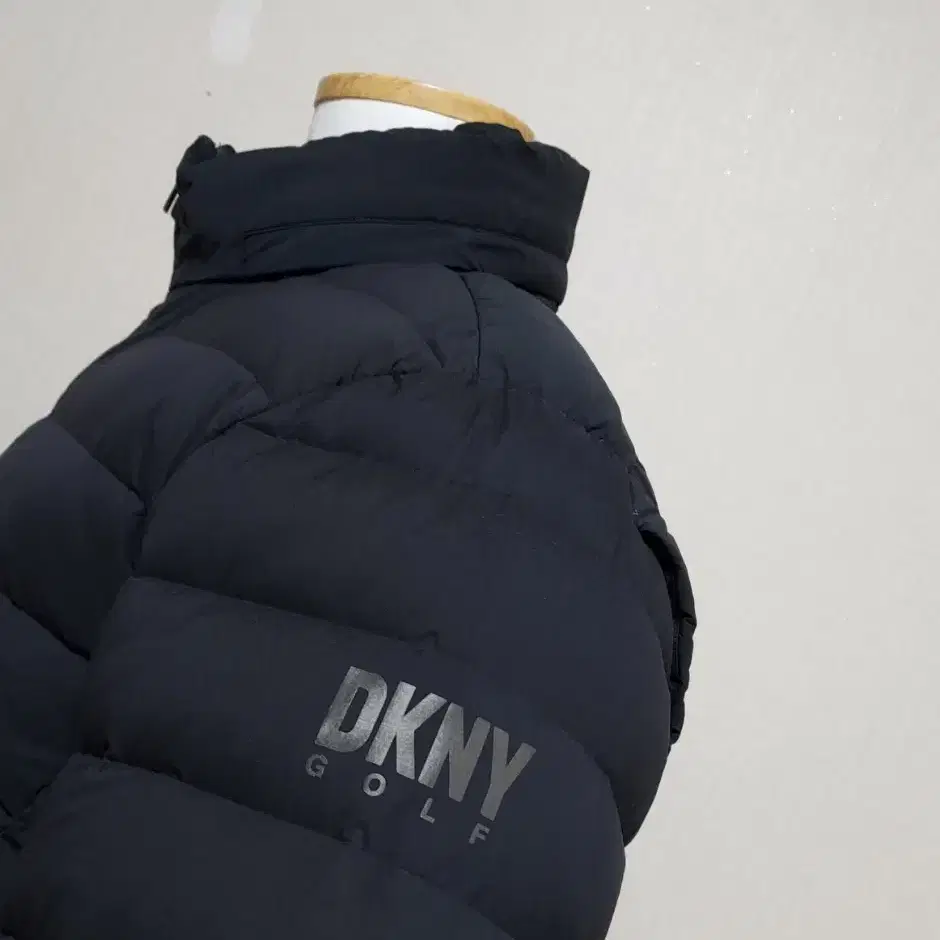 DKNY 골프 남성 경량패딩  100