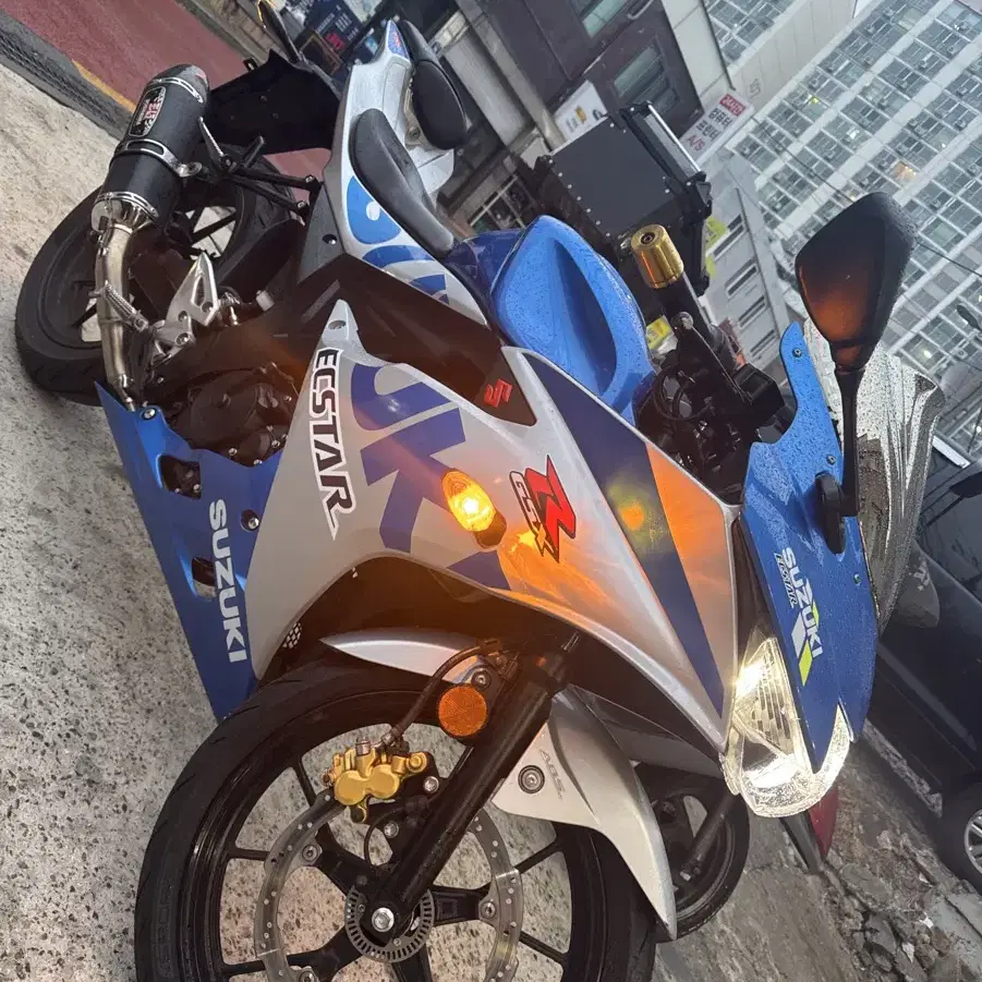 Gsx r 125 요시무라 풀배기