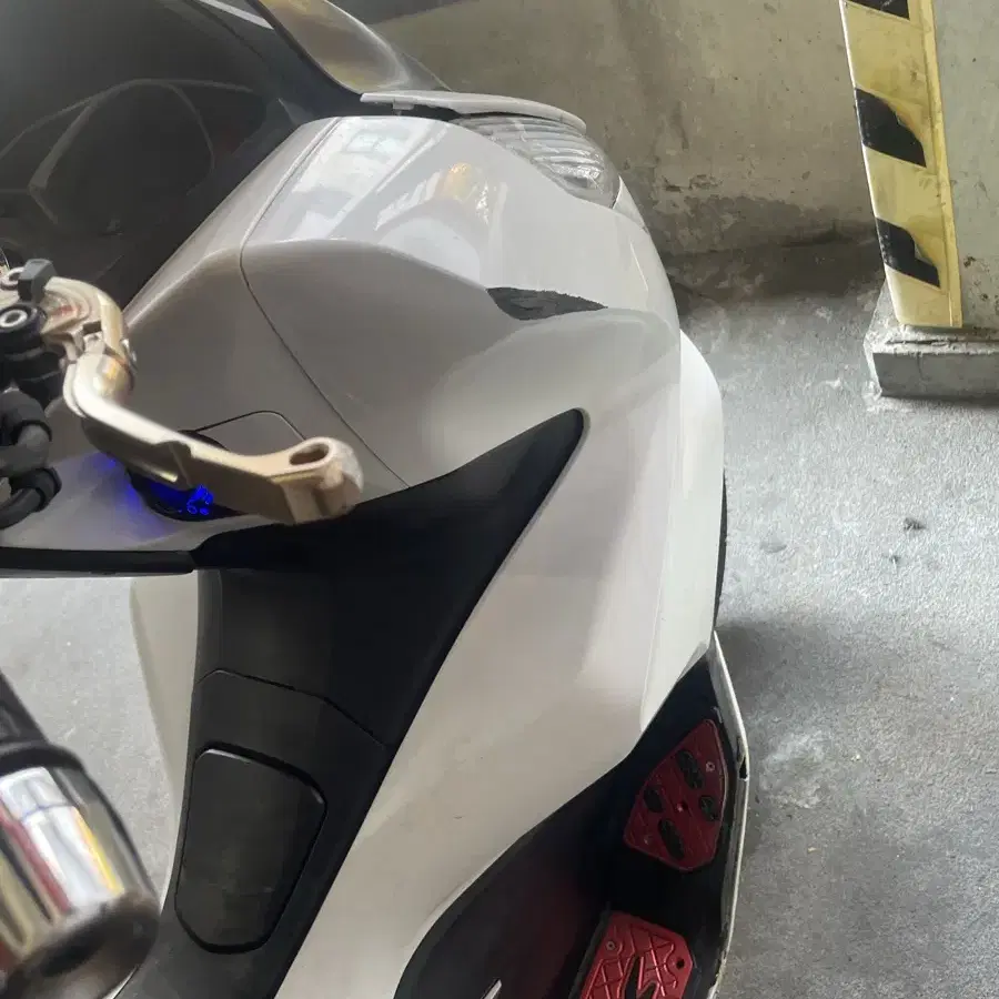 Pcx125 20년식