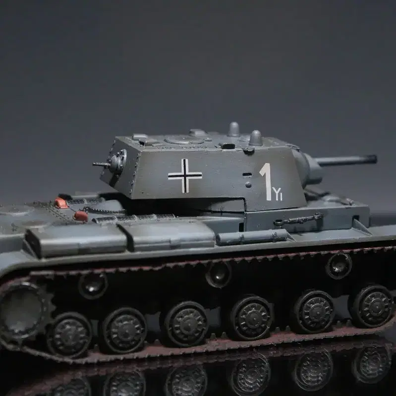 1/72 독일육군 노획형 KV-1 탱크모형