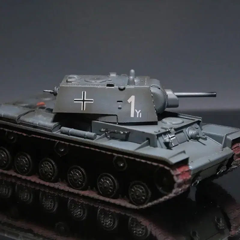 1/72 독일육군 노획형 KV-1 탱크모형