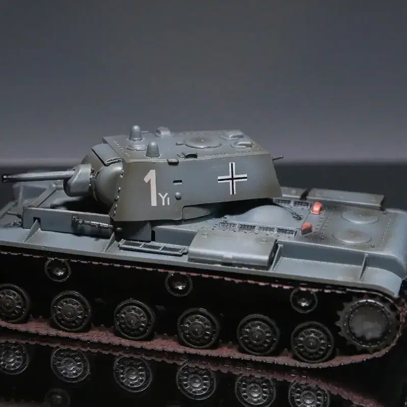 1/72 독일육군 노획형 KV-1 탱크모형