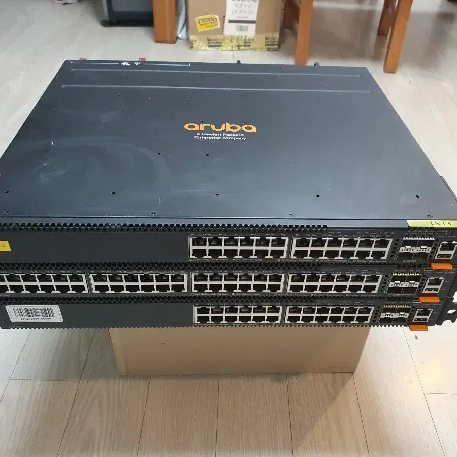 HPE Aruba CX 6300M 48G 4SFP56 스위치 허브