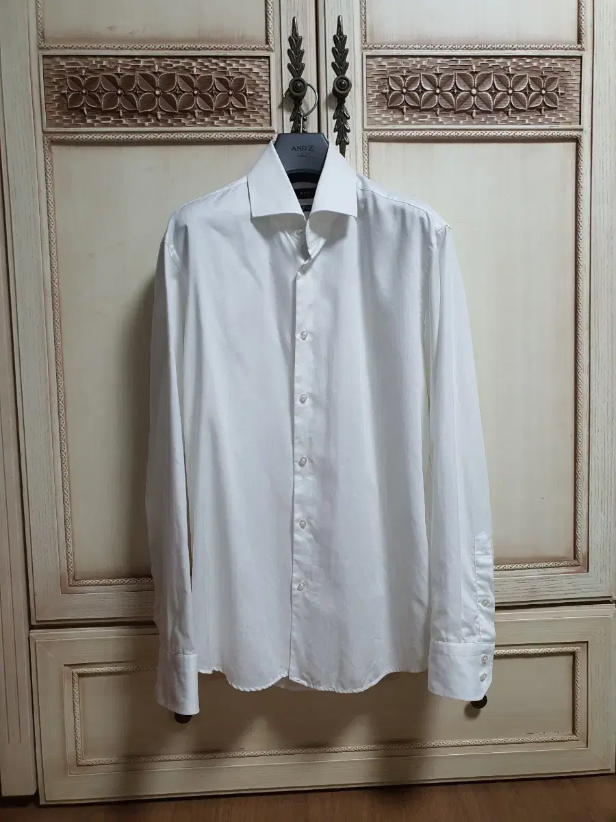 Hugo Boss White Dress Shirt Suit Wide Kara Shirt L 105Before & After