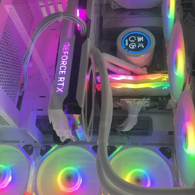 RTX 4070 ti super 그래픽카드