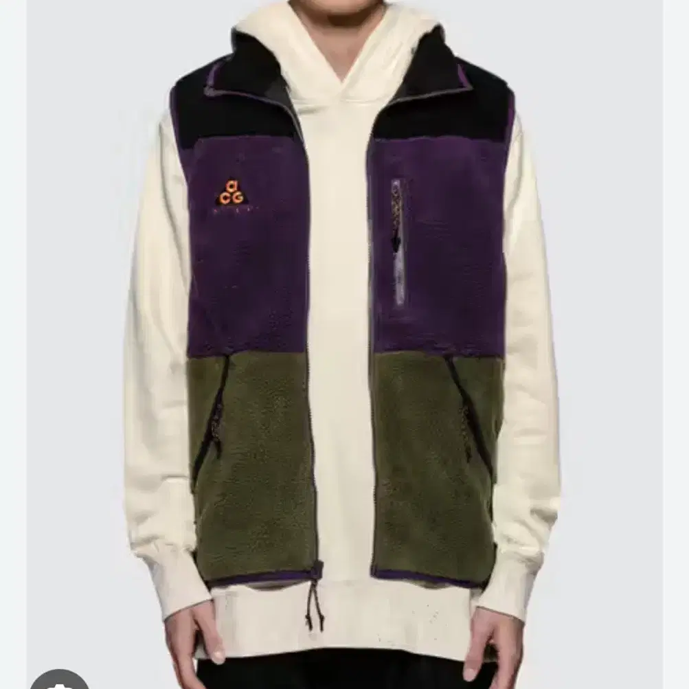 Nike ACG Vest Black Sequoia Night Purple