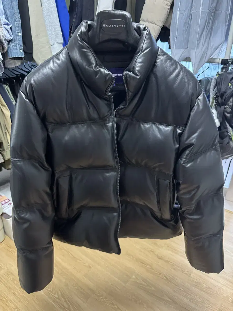 Plain Lambskin Puffer Down L