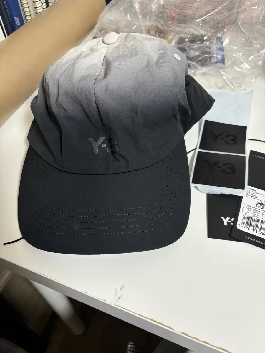 Y-3 옴브레 OMBRE CAP