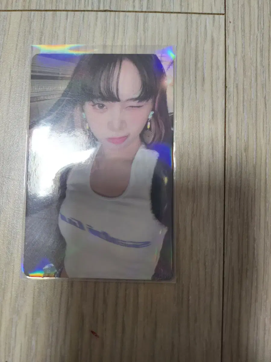 Le sserafim kim chaewon antifragile photocard wts!