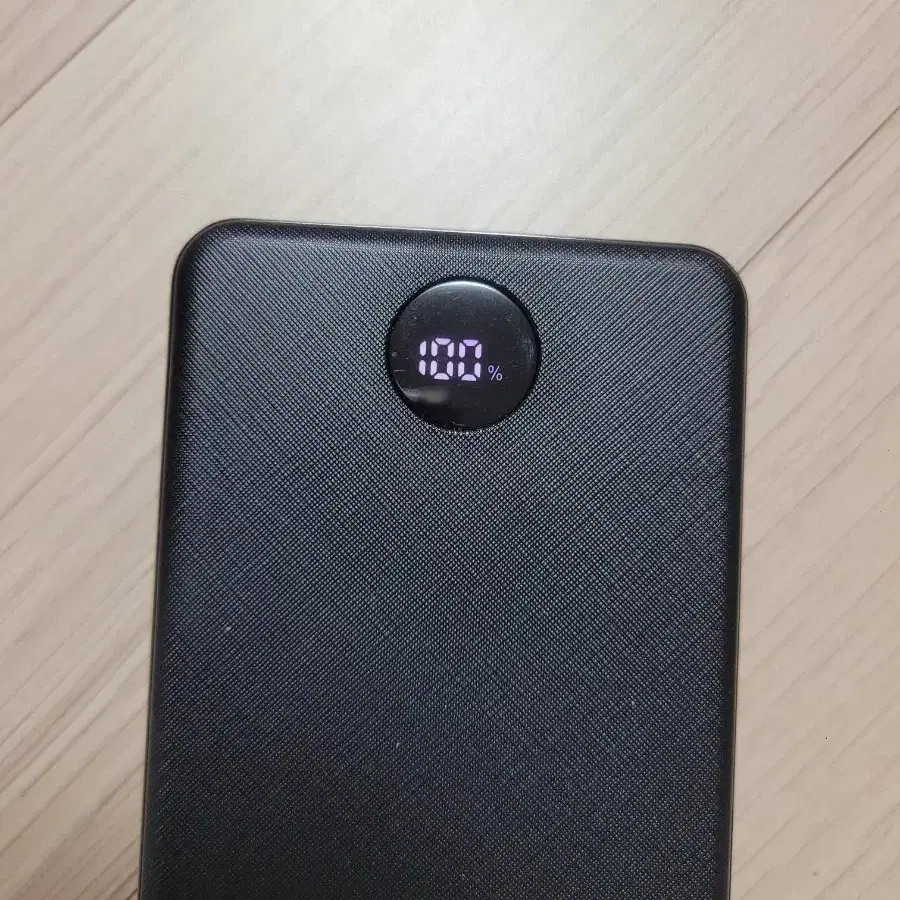 UOOFON 고속충전 대용량 보조배터리 30000mAh PD 22.5W