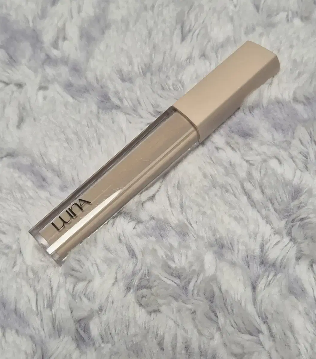 Sells Luna Long Lasting Tip Concealer Fixing Fit Vanilla