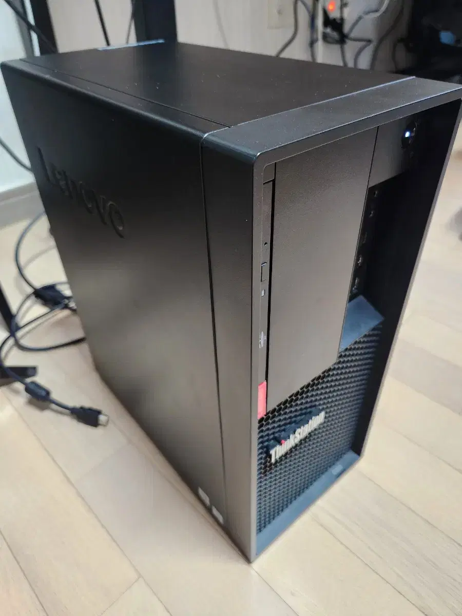 lenovo think station p330 (쿼드로p2200)