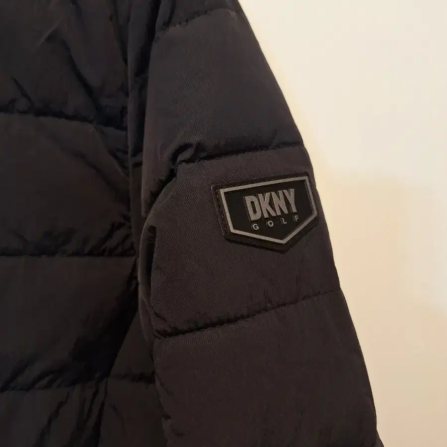 DKNY 여성 골프웨어 경량패딩