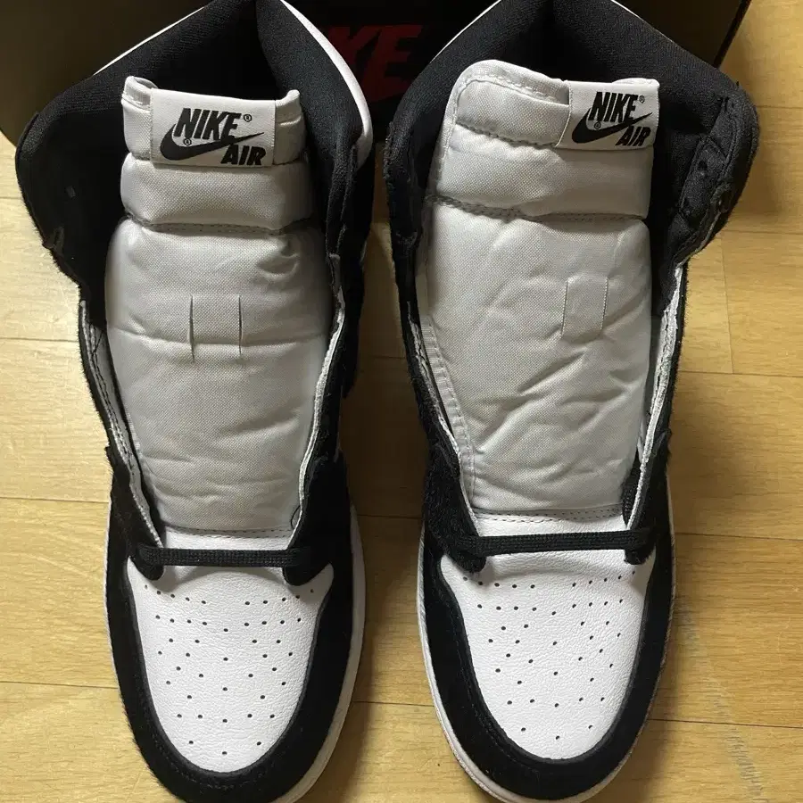 Air jordan 1 high Twist (털고래) 270