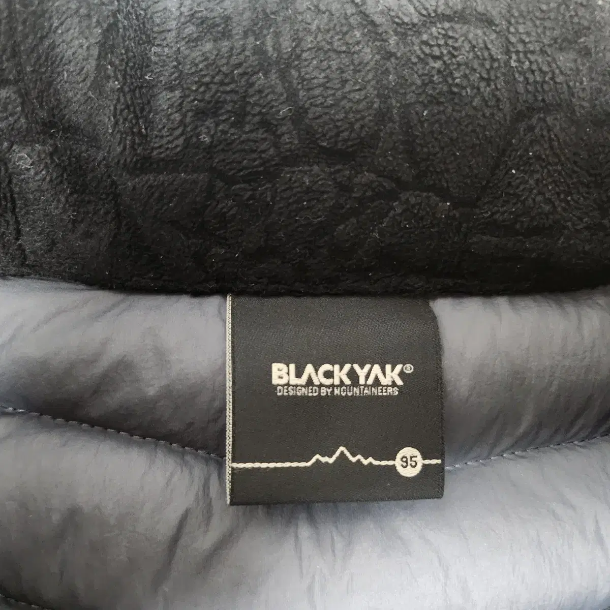 BLACKYAK   구스 경량 패딩 95