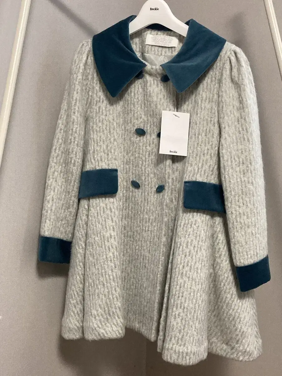 프레클 코트 little girl pleats mid coat(mint)