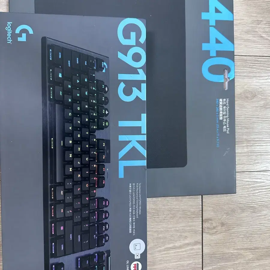 로지텍 G913 TKL 무선 기계식  게이밍 키보드