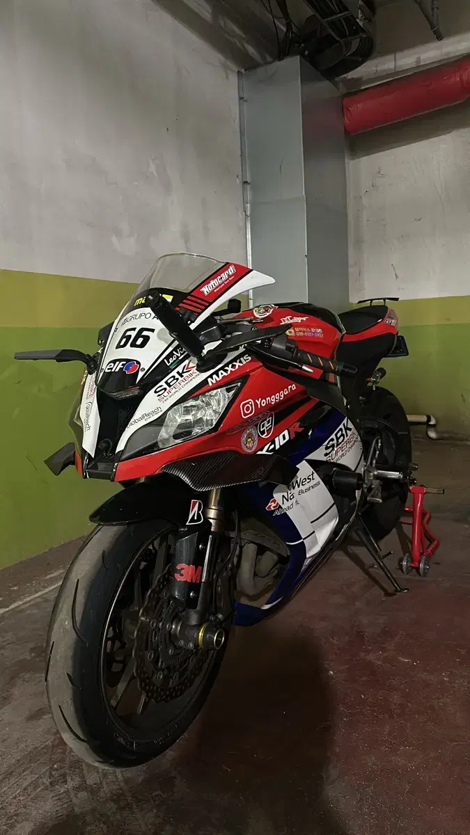 Zx10r 왼쪽 저속슬립 급처 순정카울보유중