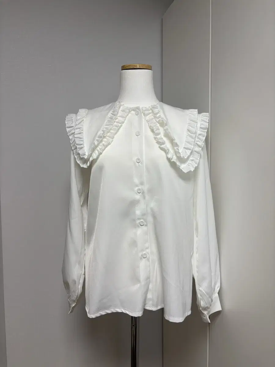 [Wear #1] White lace frill shirt F