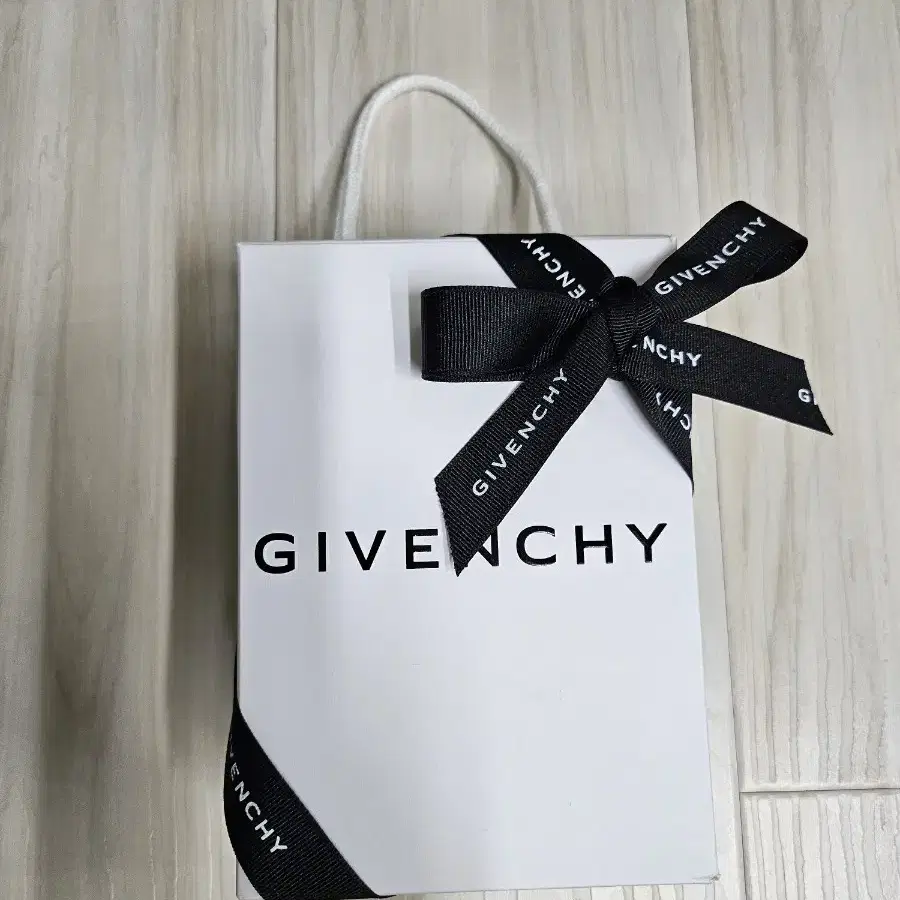 [새상품] 지방시 GlVENCHY 이레지스터블 헤어미스트 헤어퍼퓸35ml