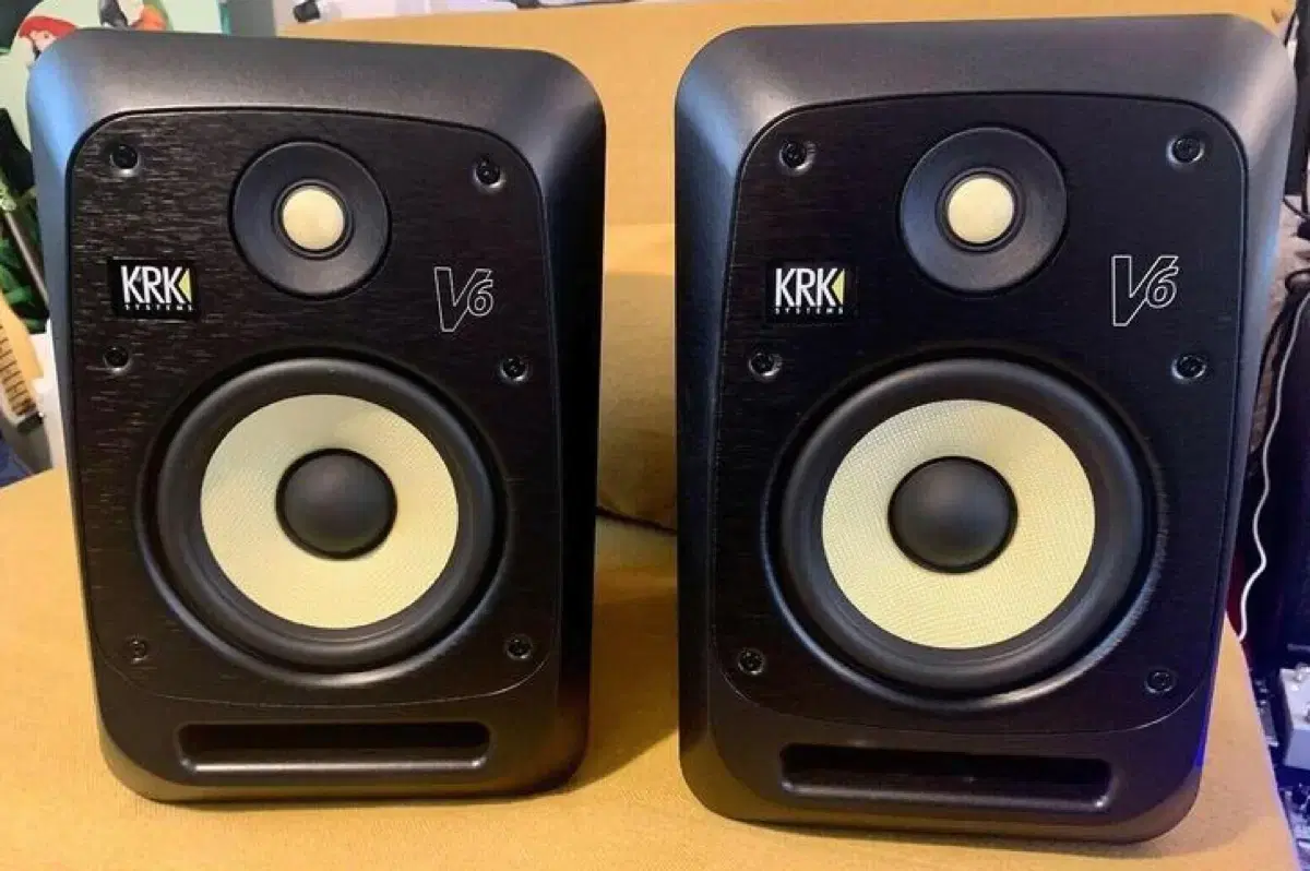 KRK V6S4 검정색 2통