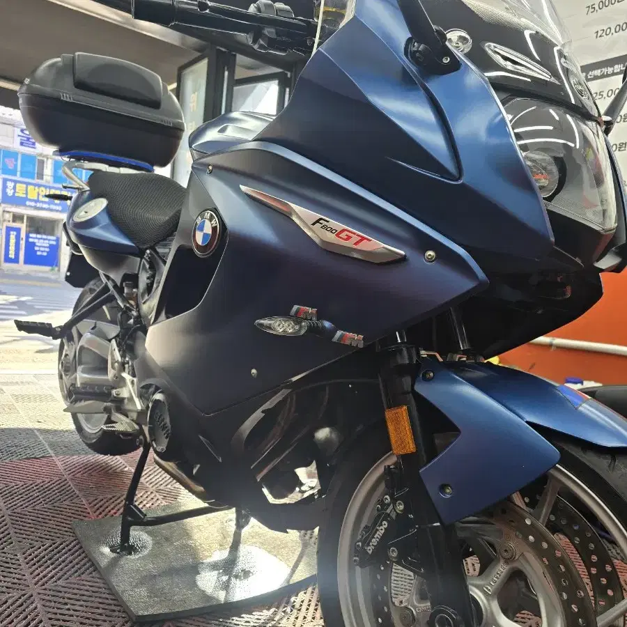 f800gt 17년식 저키로수 판매해요 급처