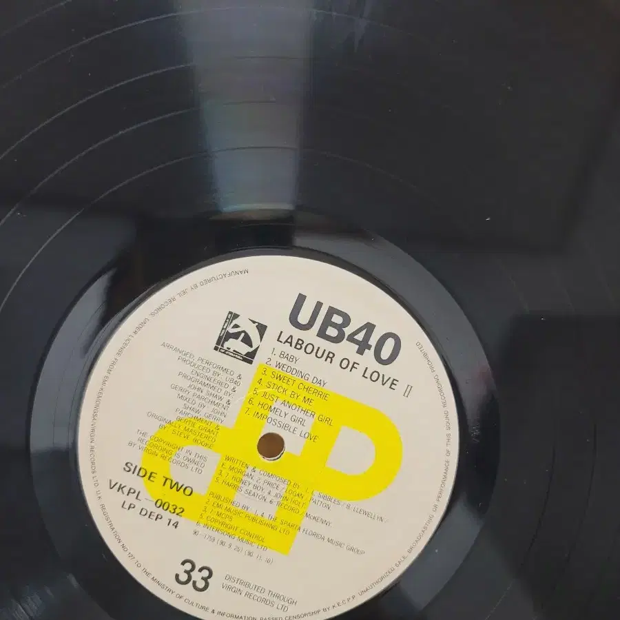 UB40 LP