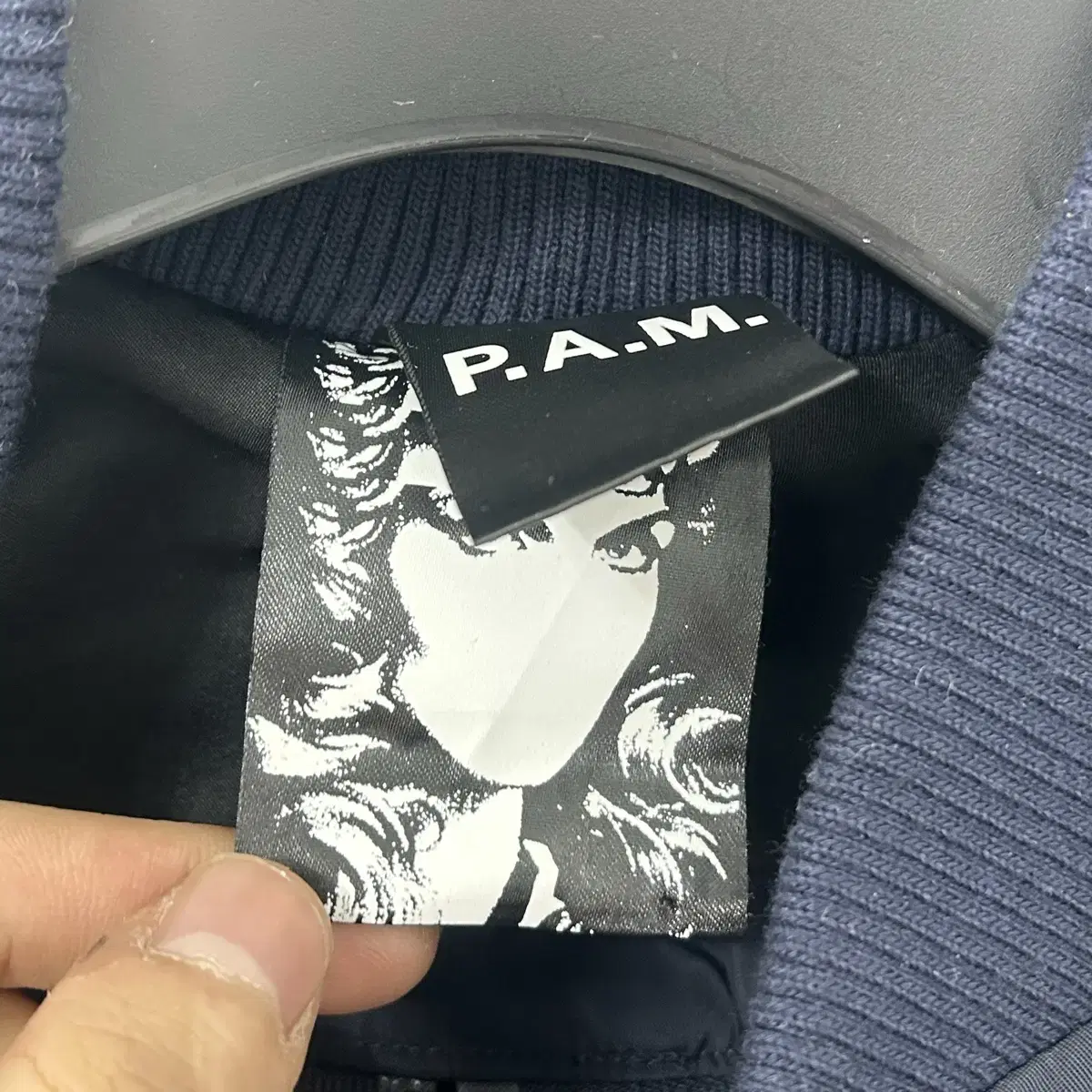 PAM 커넥티드 봄버 자켓