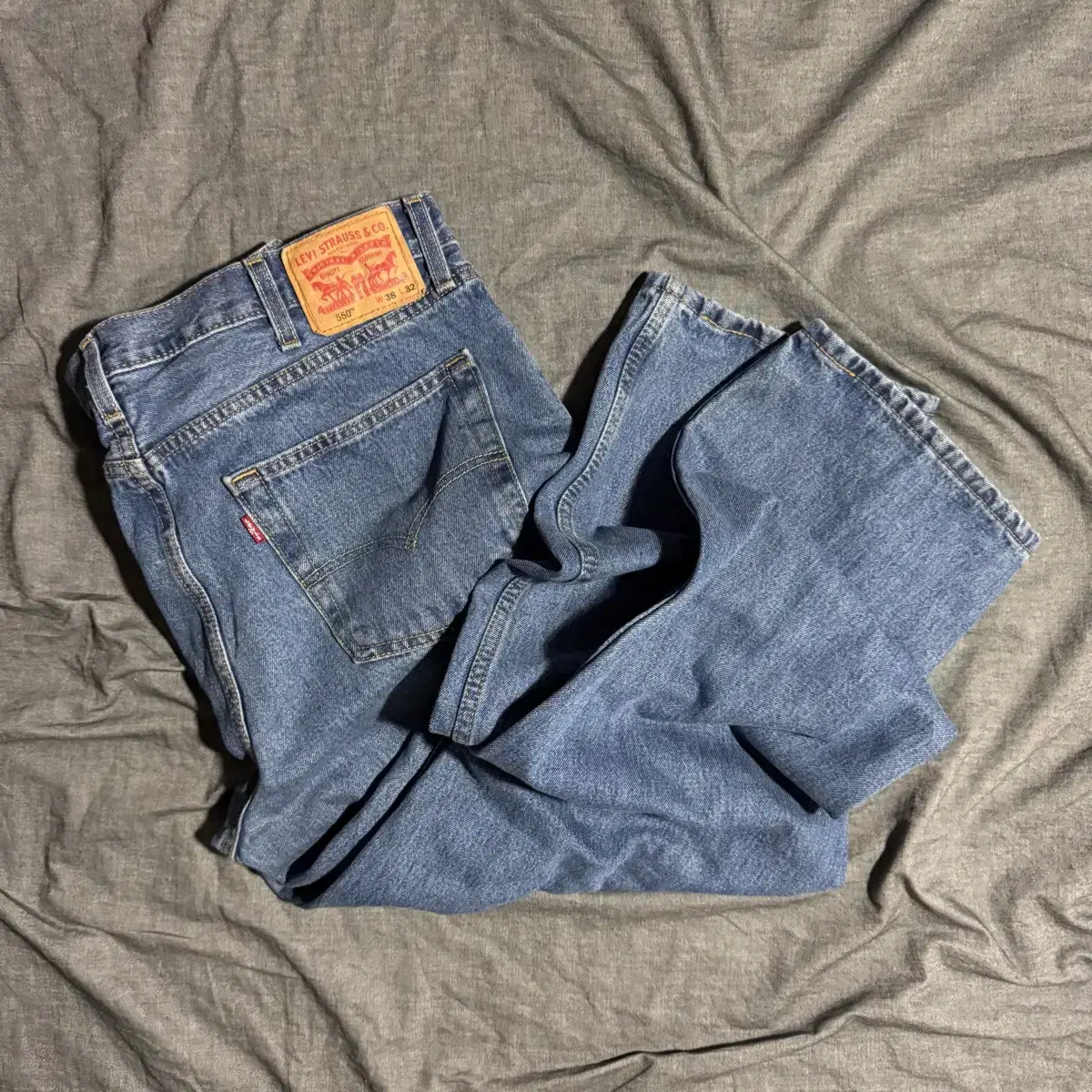 LEVIS 550 Pants Sz 38X32