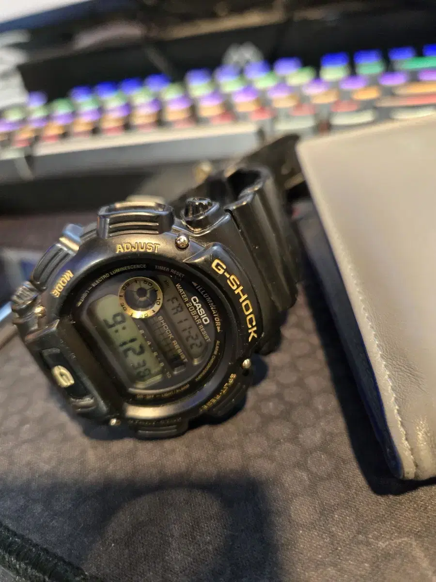 G-Shock dw-9052gbx