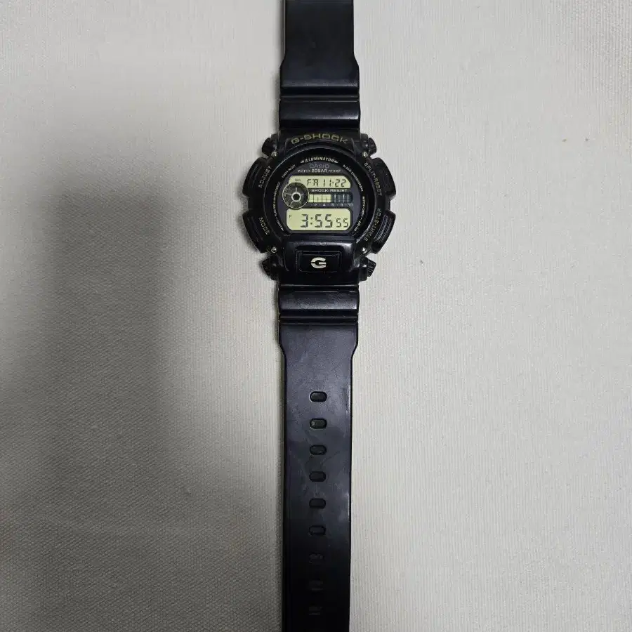 G-Shock dw-9052gbx