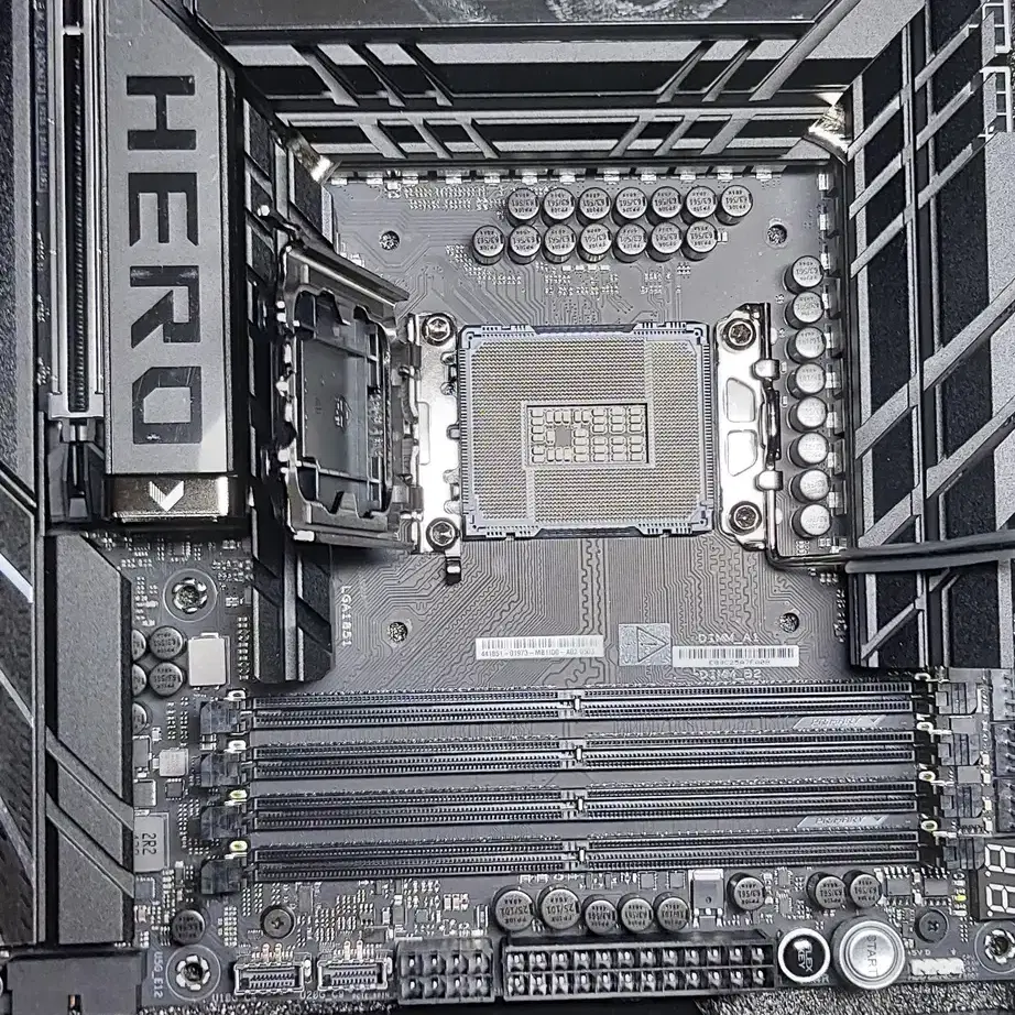 새상품 ASUS MAXIMUS Z890 HERO 코잇 판매