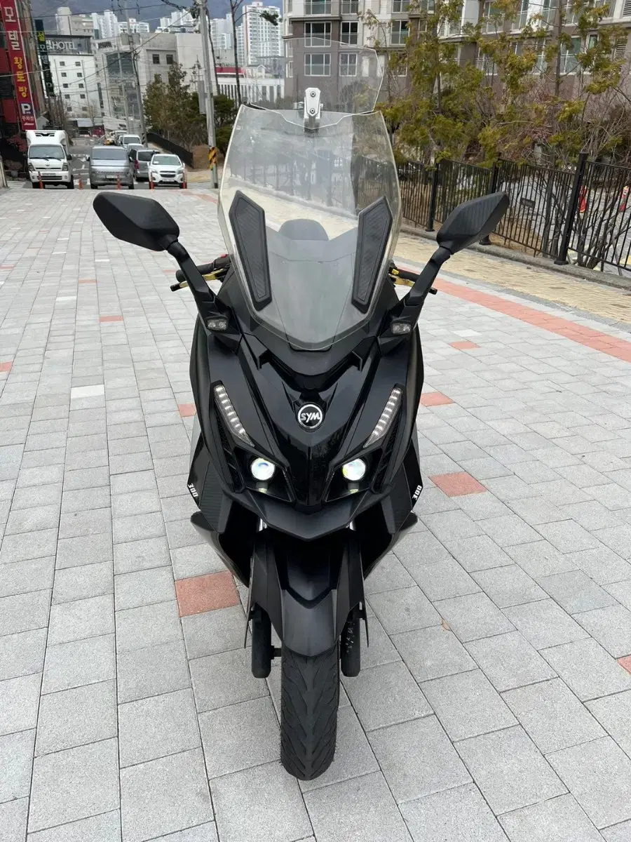 22년식 크루심알파300 팝니다. xmax 포르자 보이져 pcx nmax