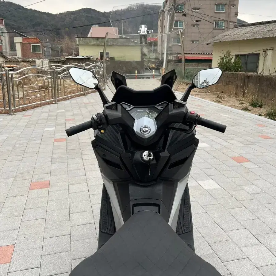 22년식 크루심알파300 팝니다. xmax 포르자 보이져 pcx nmax