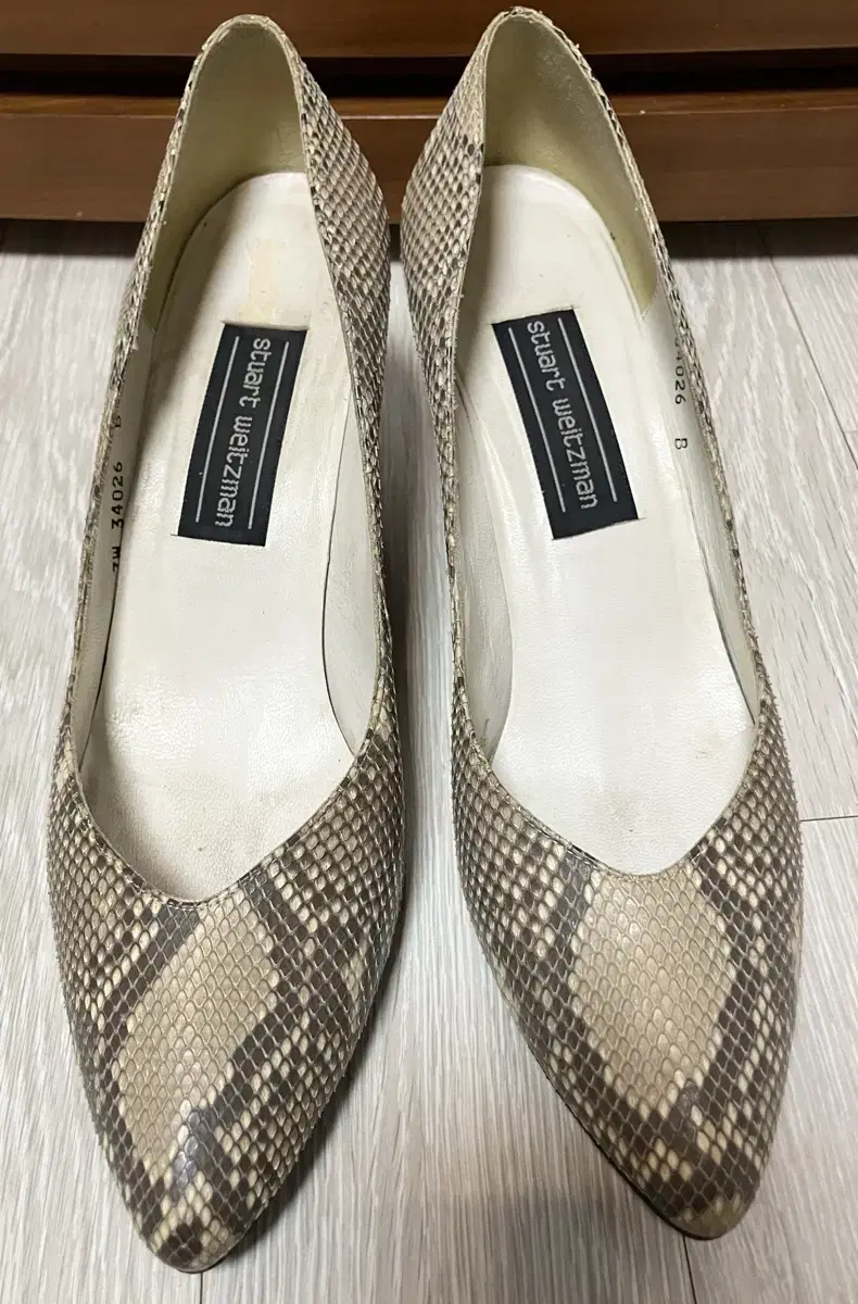 Vintage Women's Shoes Size 9 B 260