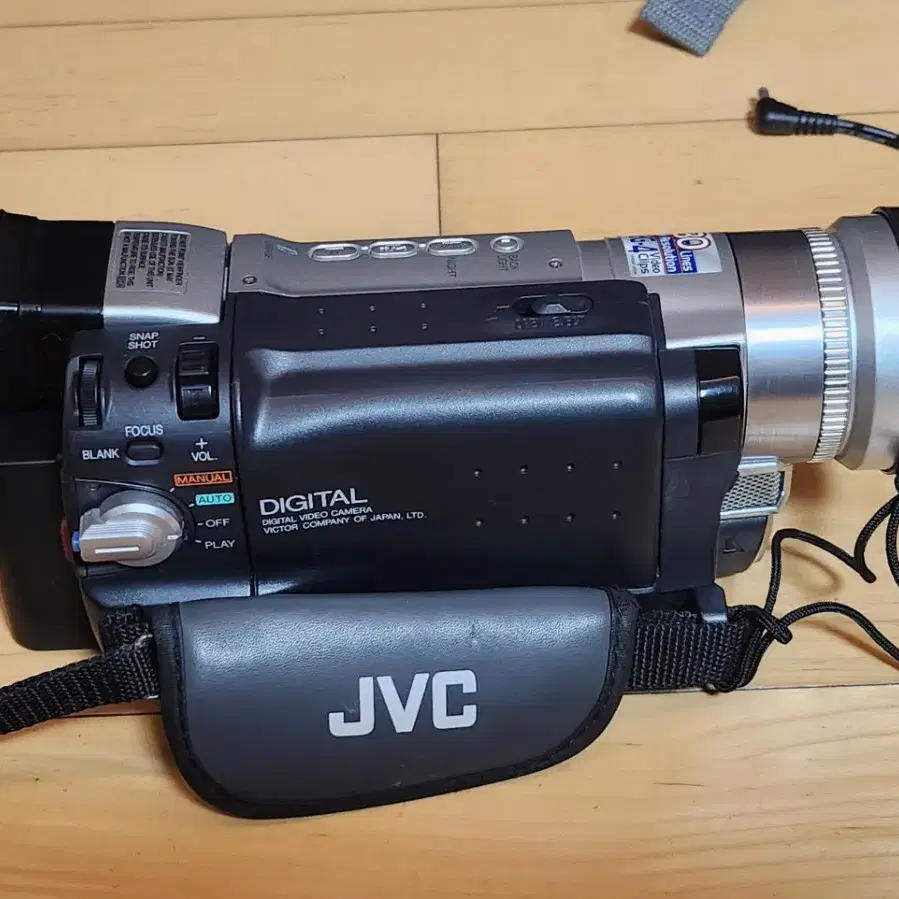 레트로 JVC 정발 6mm GR-DVL1020KR 디지털 캠코더 카메라