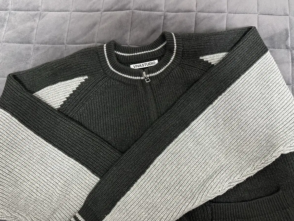 비바스튜디오 KNIT ZIP UP CARDIGAN [BLACK]/S