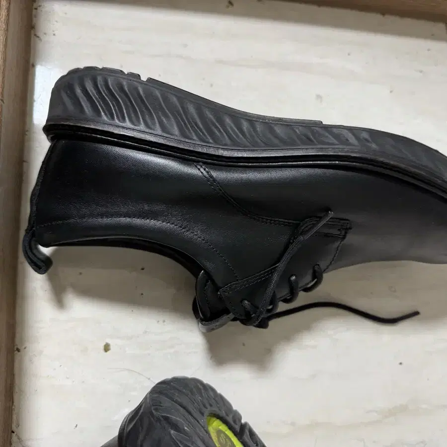 ECCO St. 1 Hybrid Gore-Tex Derby 255 사이즈