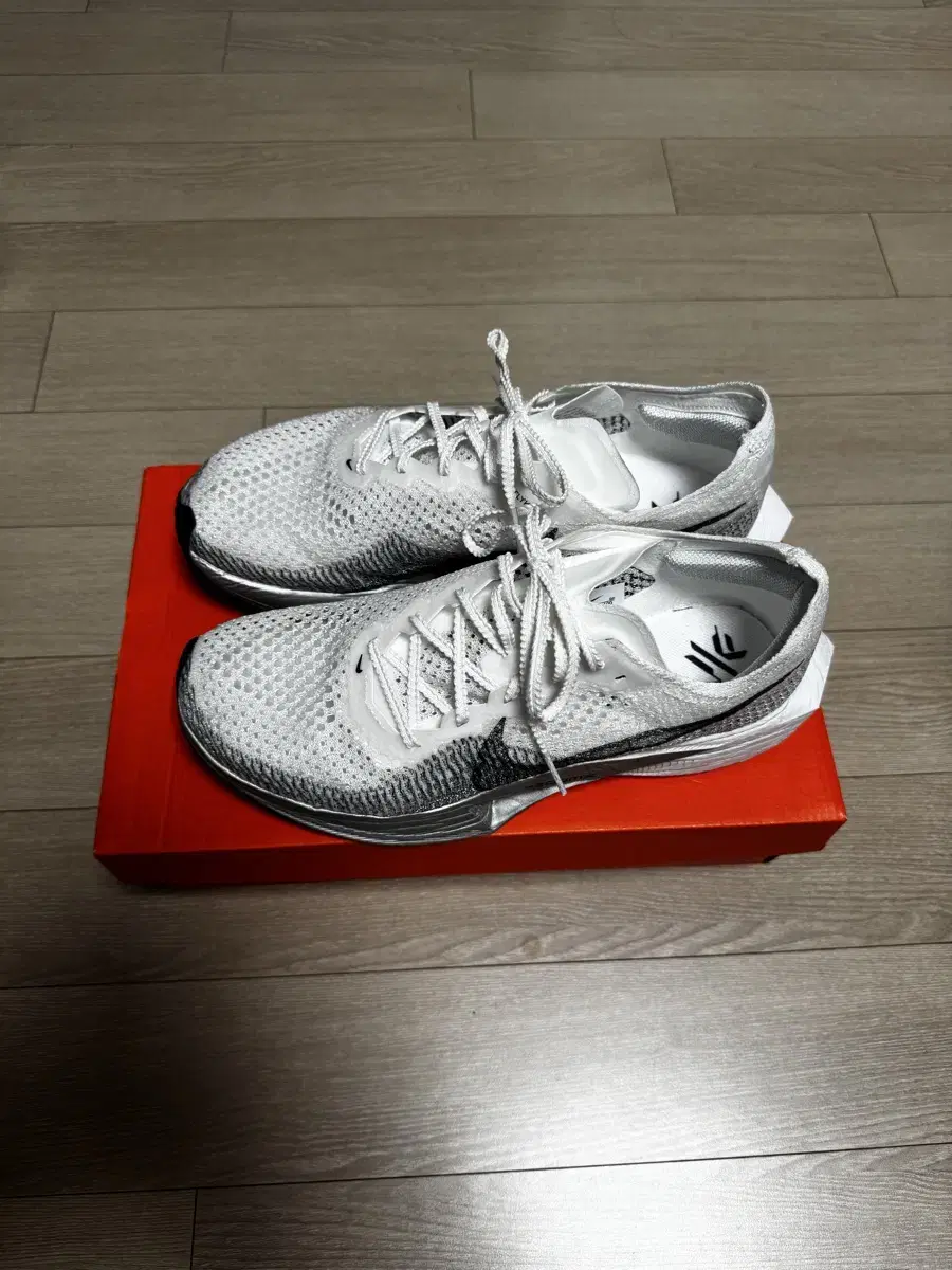 Nike ZoomX Vaporfly Next% 3 White Grey