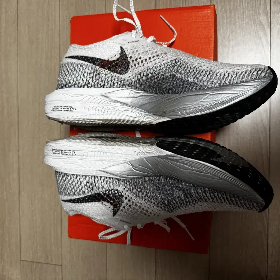 Nike ZoomX Vaporfly Next% 3 White Grey