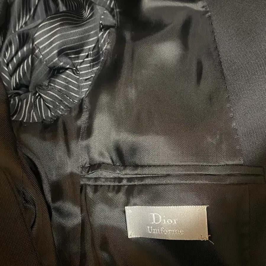 디올 정장자켓 유니폼 블랙 38 dior veste PT uniforme