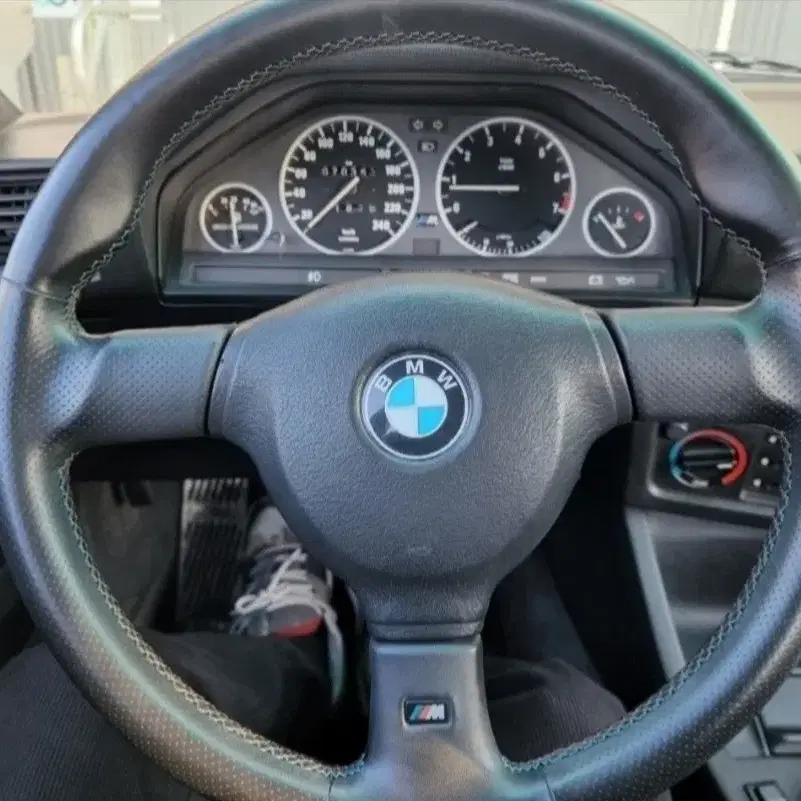 BMW E30 325  수동 72,000Km 출고수동