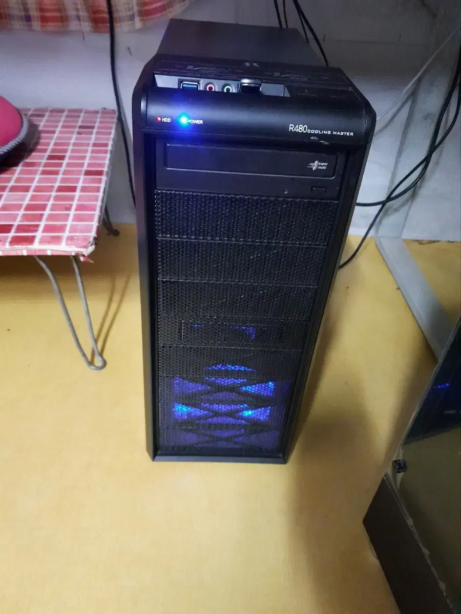 컴퓨터본체팜 i5.3570. 8램 ssd128g gtx750ti.