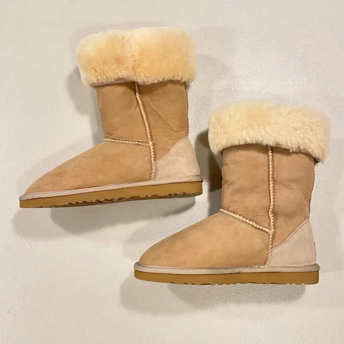 240) 미사용품/*Made in Australia UGG 어그 부츠